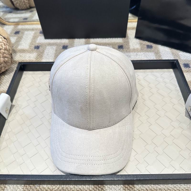 Prada Cap 020405